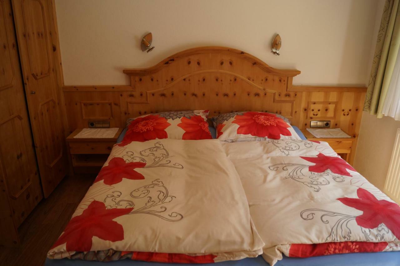 Haus Bergheimat Apartment Тукс Екстериор снимка